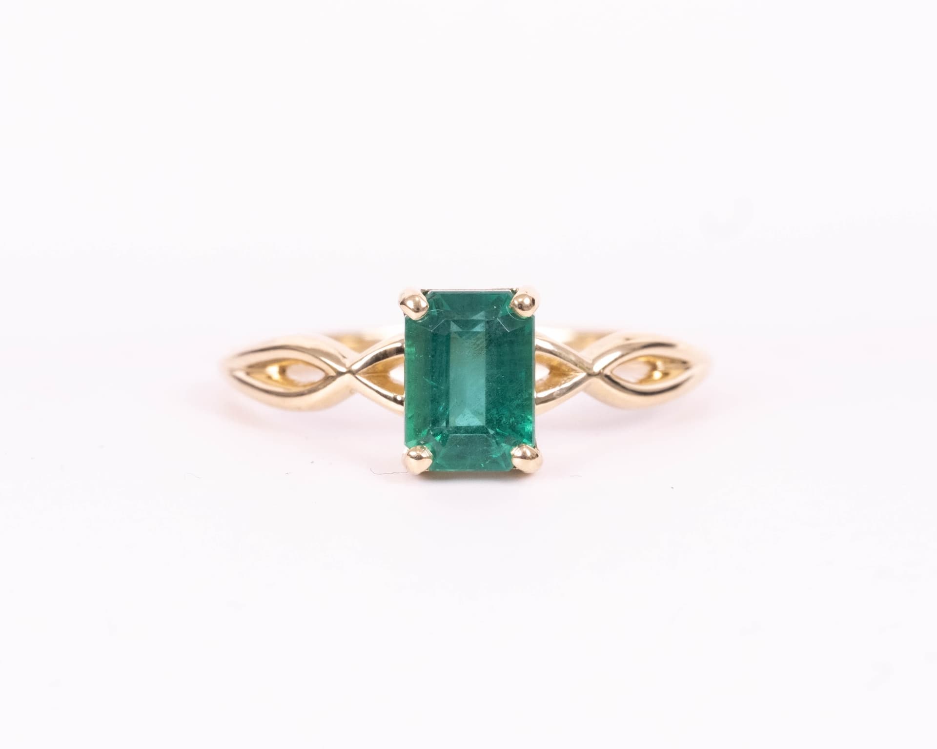 Ninetta Emerald Twisted Ring